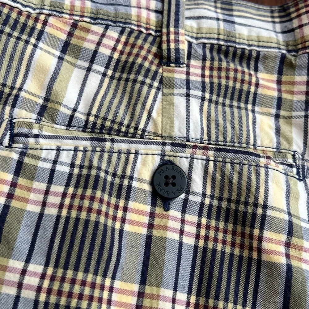 Men's Plaid Shorts - Tan and Black